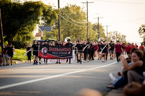 2022-homecoming-parade-01